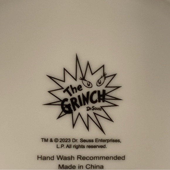 Grinch with Christmas Tree Ceramic Salad Plate - Picture 6 of 6